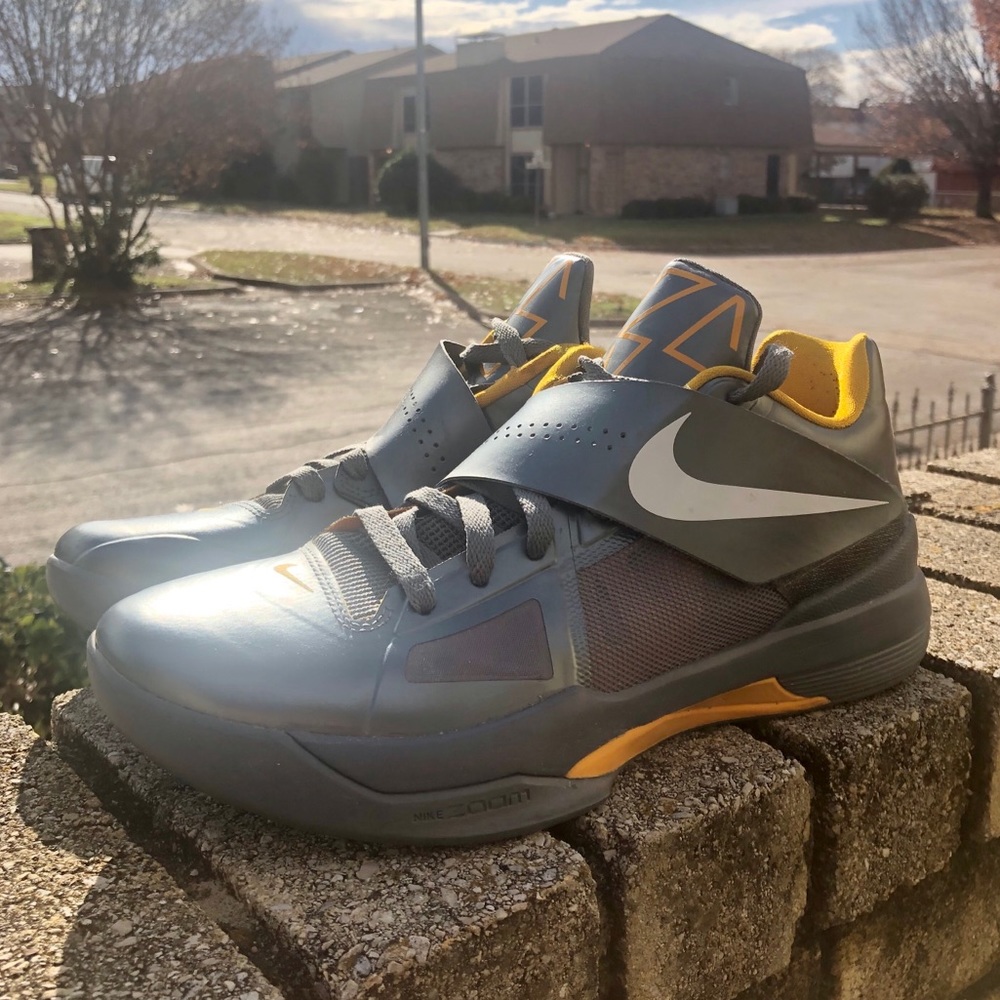 Nike KD Kevin Durant IV 4 Sneakers Size 10